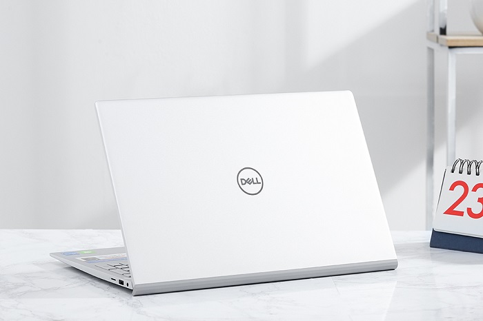 Dell Inspiron 5502 Core i7 1165G7 ram 16GB SSD 512GB  Màu trắng bạc/ vỏ nhôm 15.6 inches FHD IPS