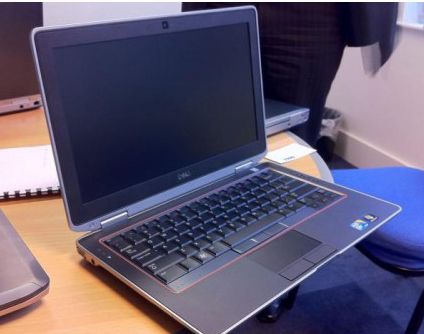 Dell Latitude E6320 core i5 2520M, Ram 4GB, HDD 25GB